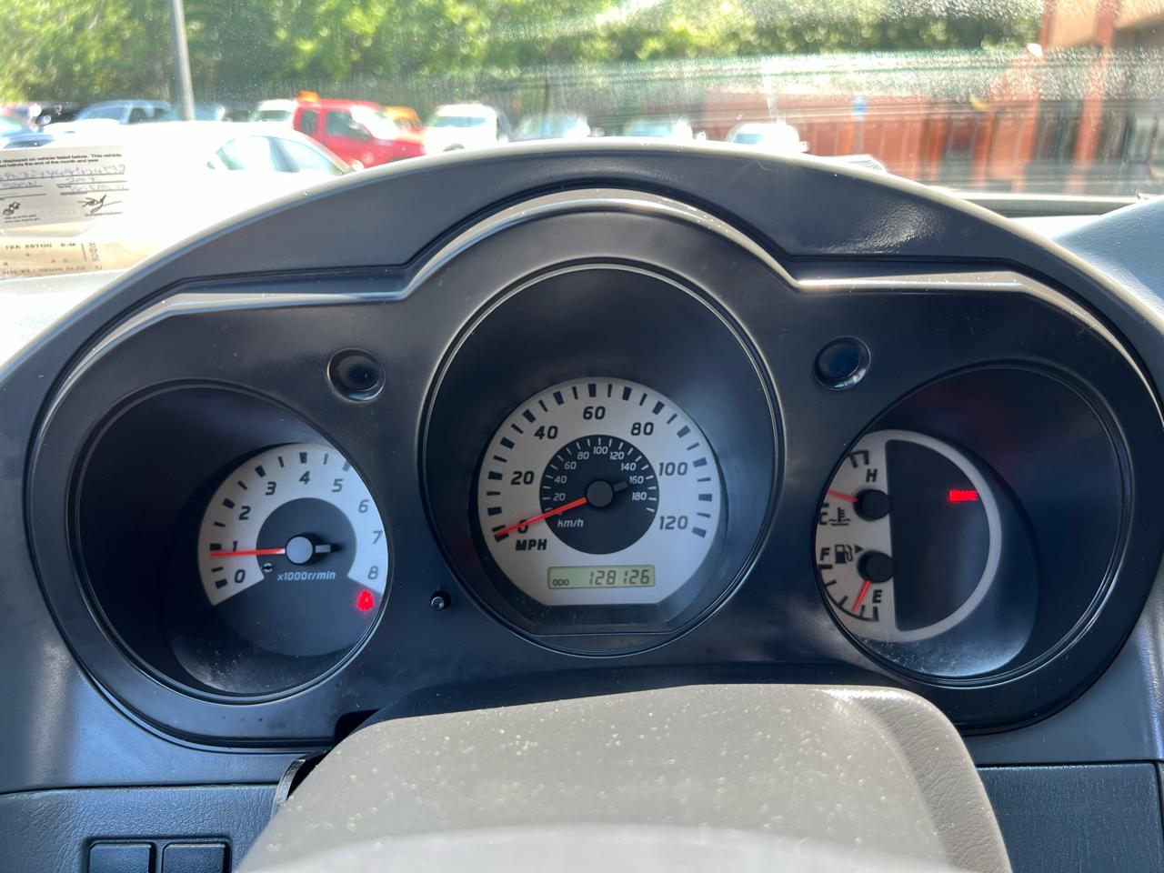 Nissan Frontier XE-V6 King Cab 4WD 2004