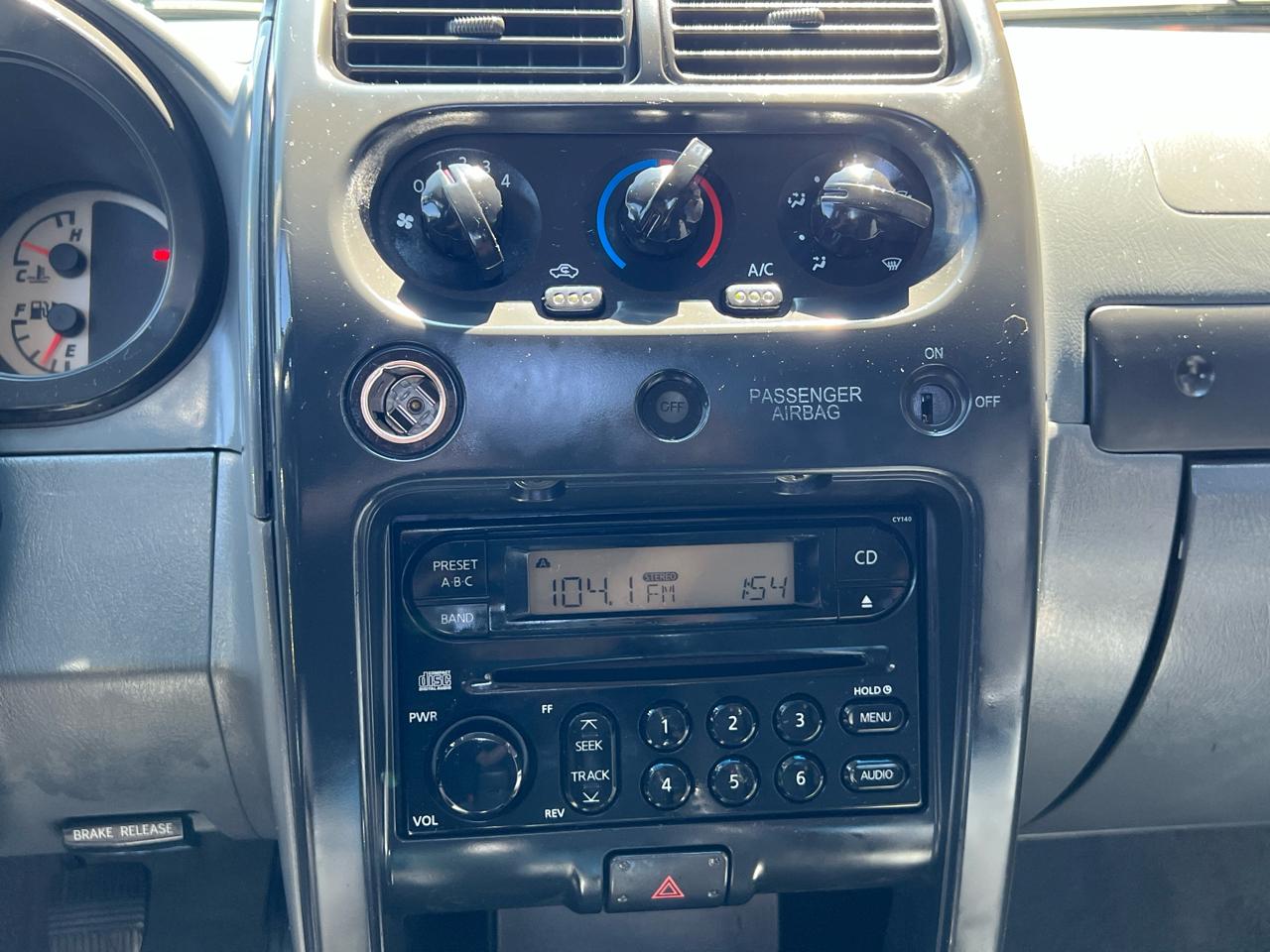 Nissan Frontier XE-V6 King Cab 4WD 2004