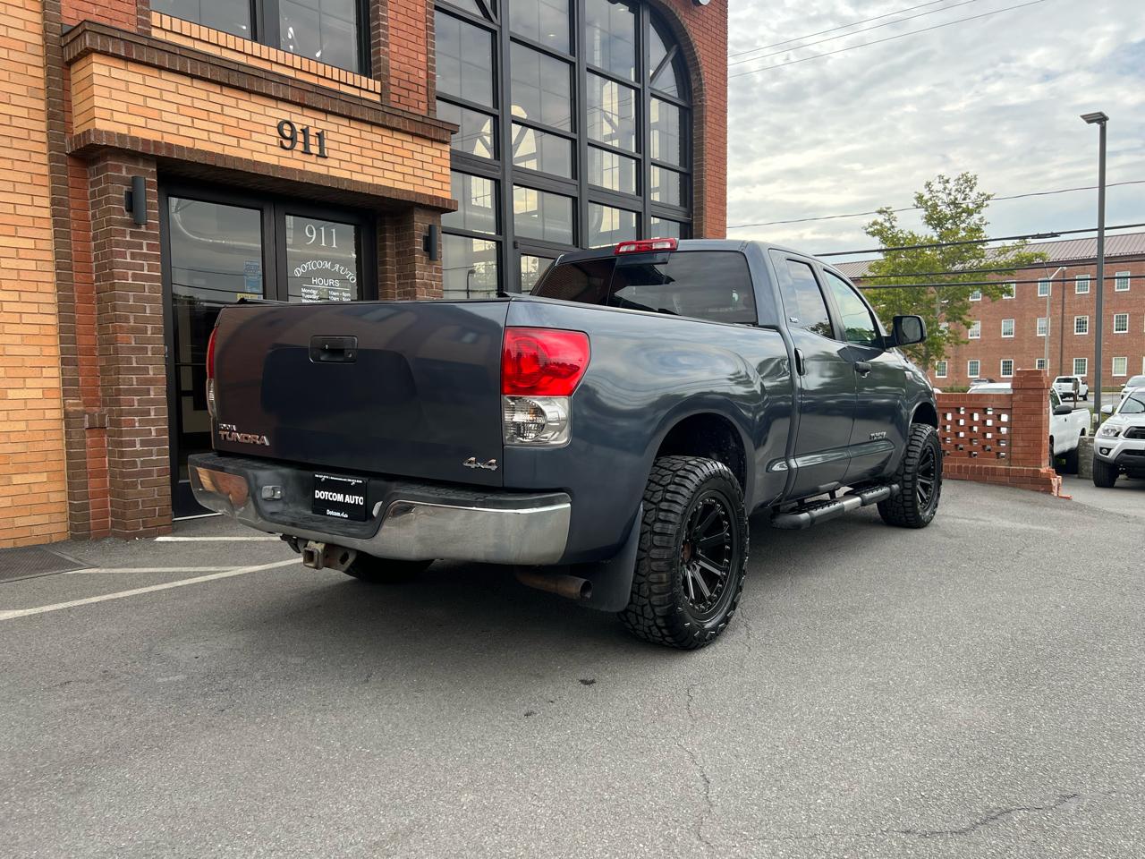 Toyota Tundra SR5 Double Cab 6AT 4WD 2007