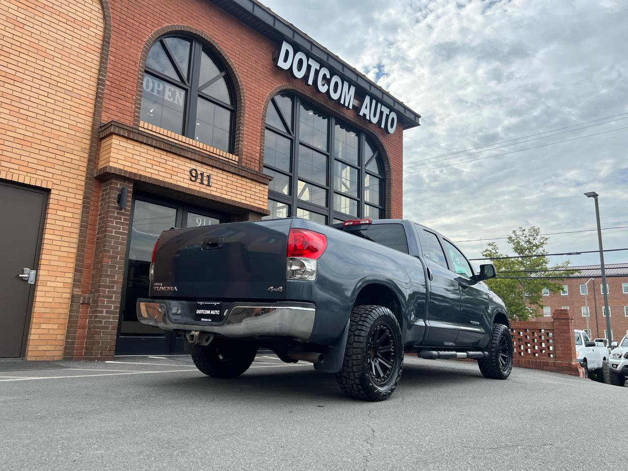 Toyota Tundra SR5 Double Cab 6AT 4WD 2007