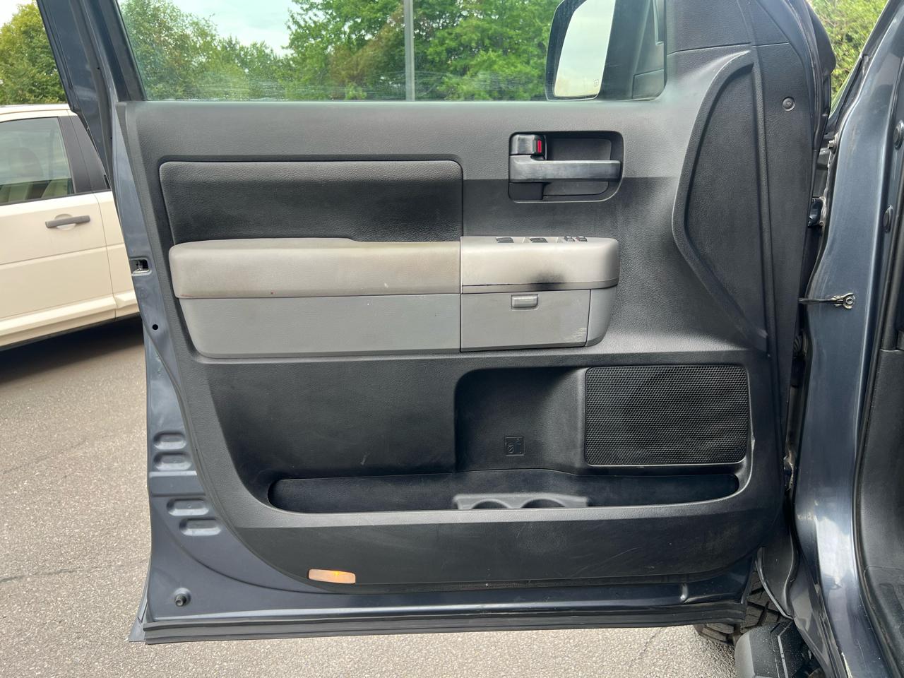 Toyota Tundra SR5 Double Cab 6AT 4WD 2007