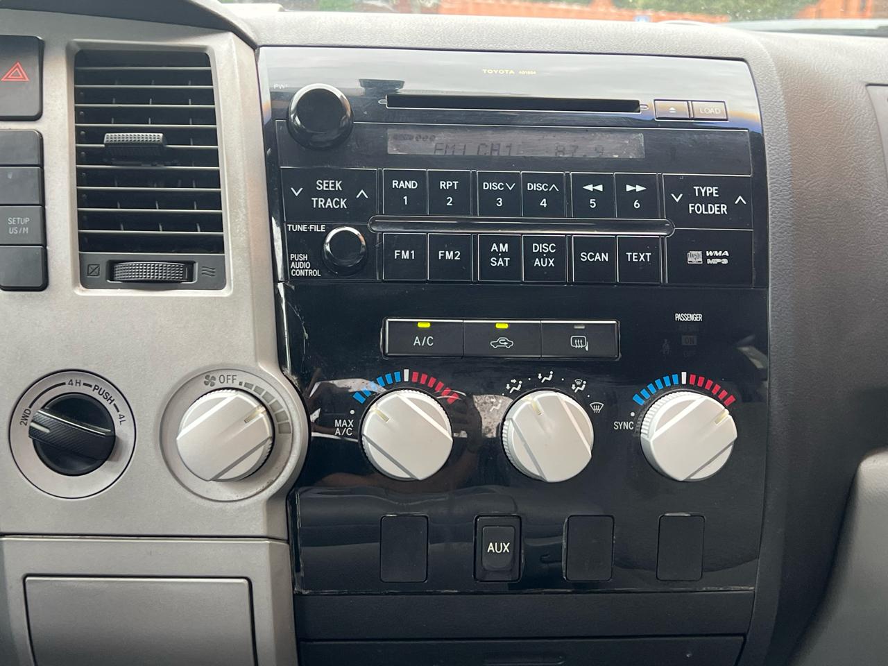Toyota Tundra SR5 Double Cab 6AT 4WD 2007