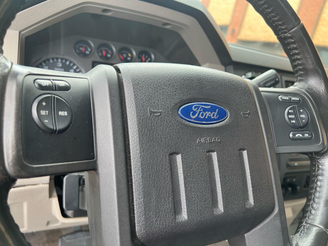 Ford F-250 SD XLT 4WD 2010