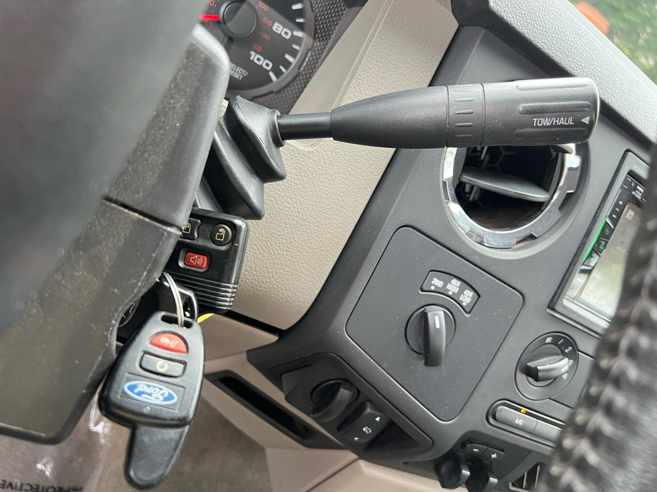 Ford F-250 SD XLT 4WD 2010