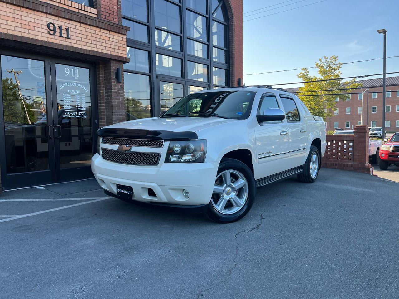 Chevrolet Avalanche LTZ 4WD 2011