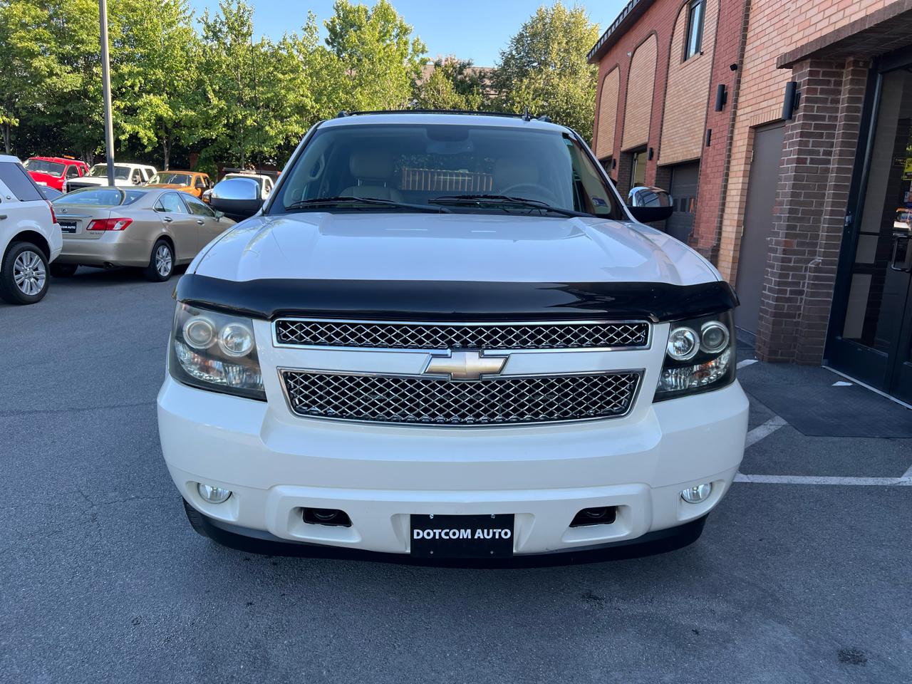 Chevrolet Avalanche LTZ 4WD 2011