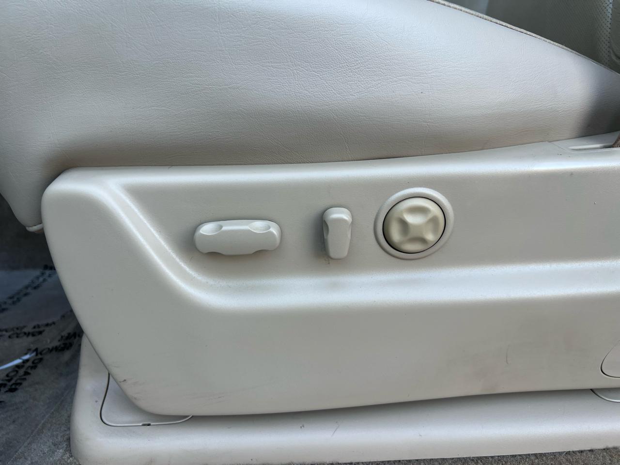 Chevrolet Avalanche LTZ 4WD 2011
