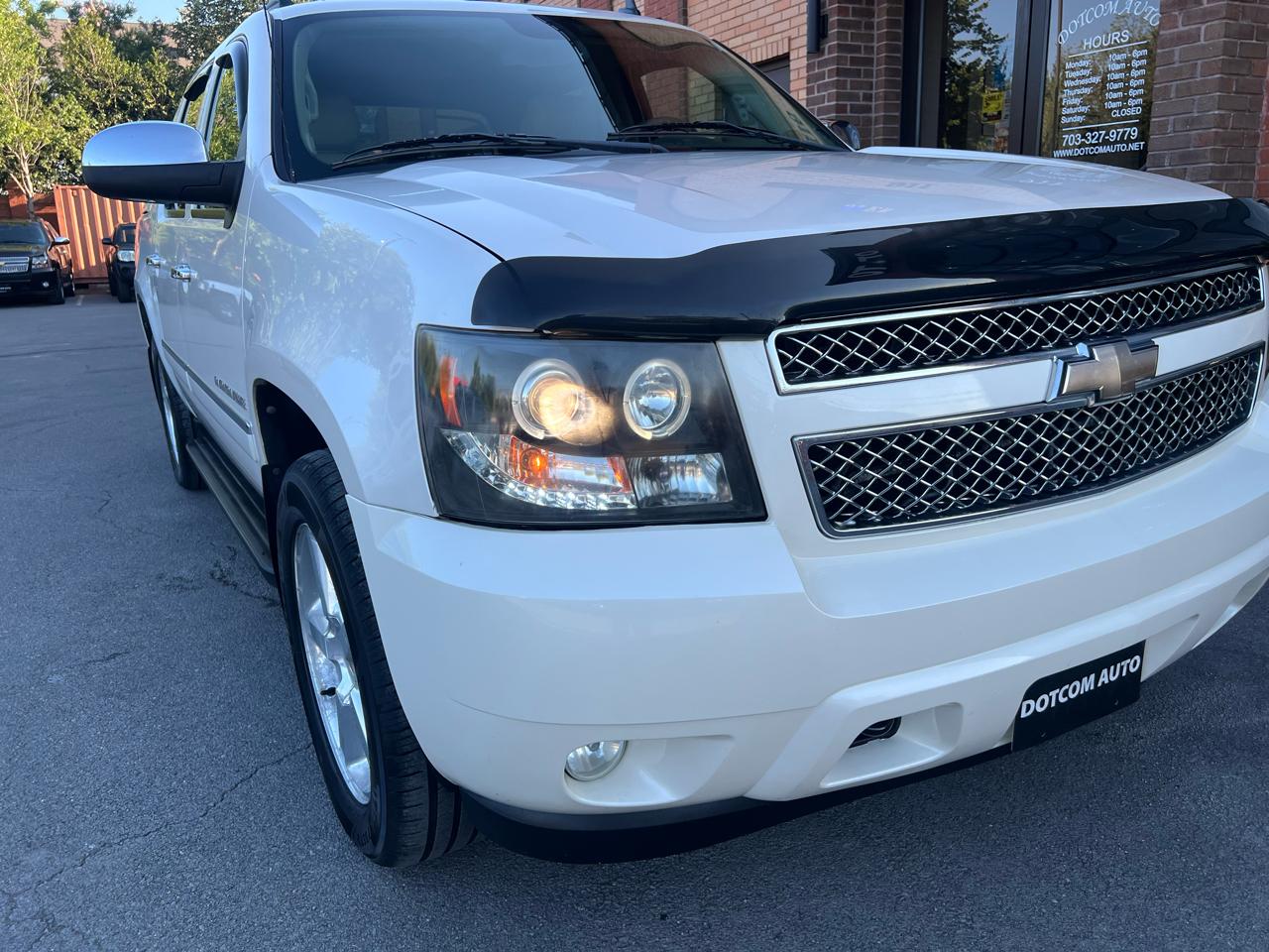 Chevrolet Avalanche LTZ 4WD 2011