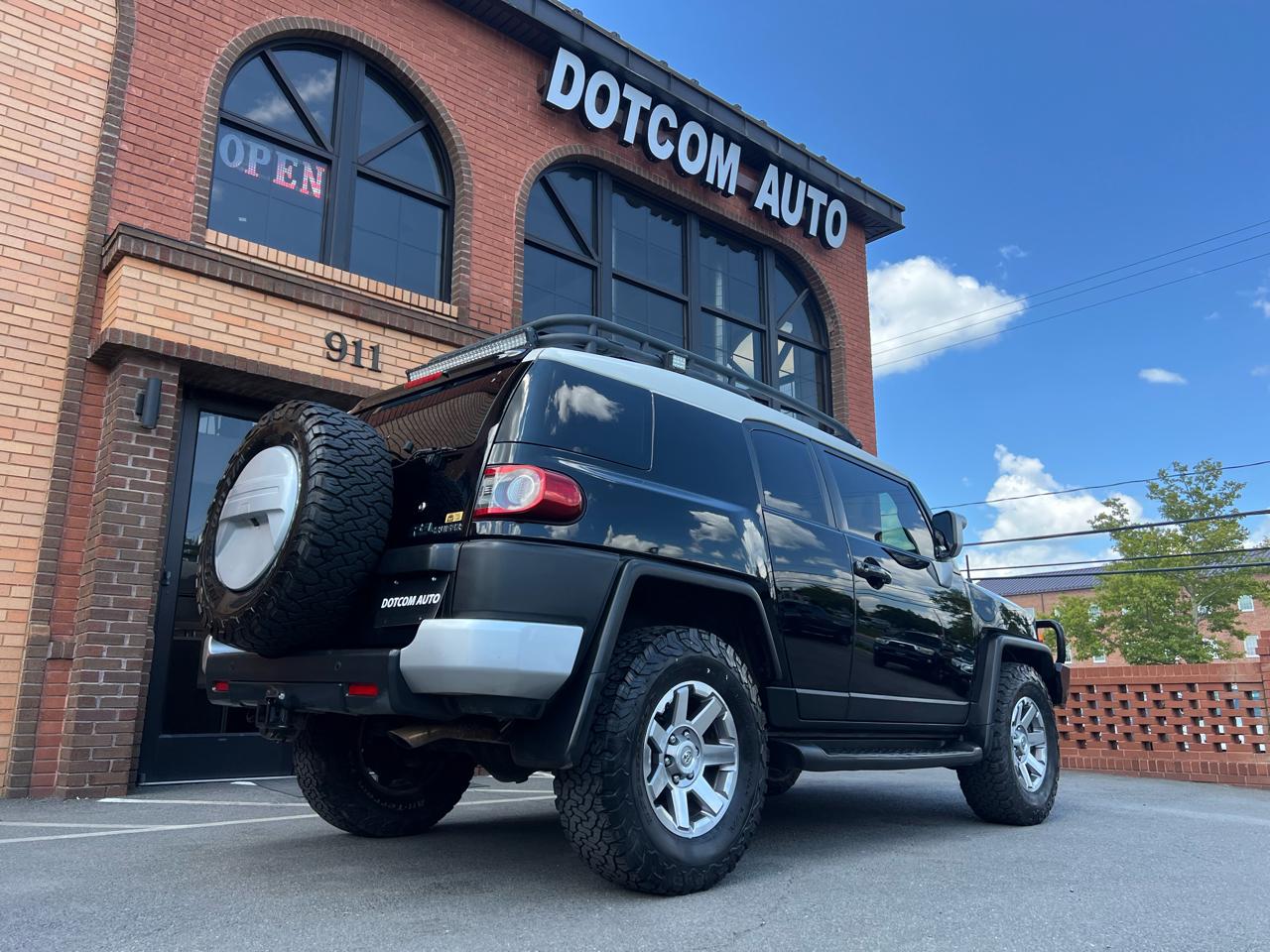 Toyota FJ Cruiser 4WD AT 2014