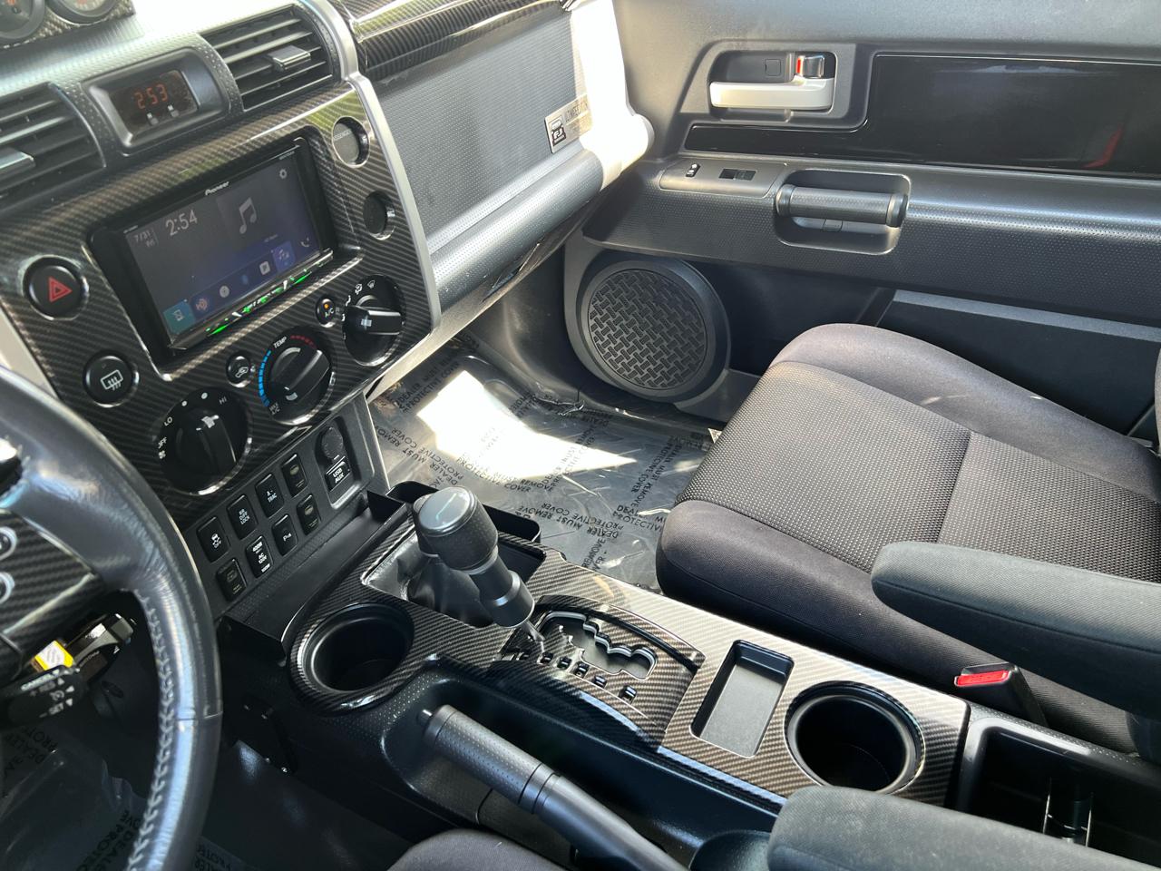 Toyota FJ Cruiser 4WD AT 2014
