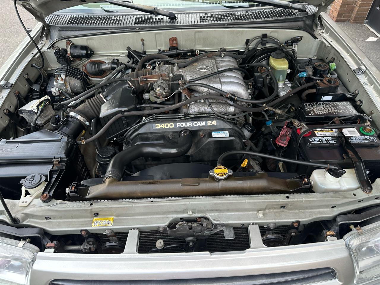 Toyota 4Runner SR5 4WD 2000