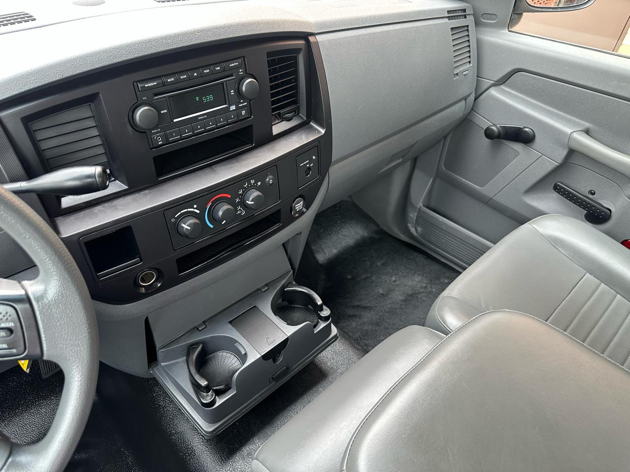 Dodge Ram 2500 SLT Long Bed 2WD 2007