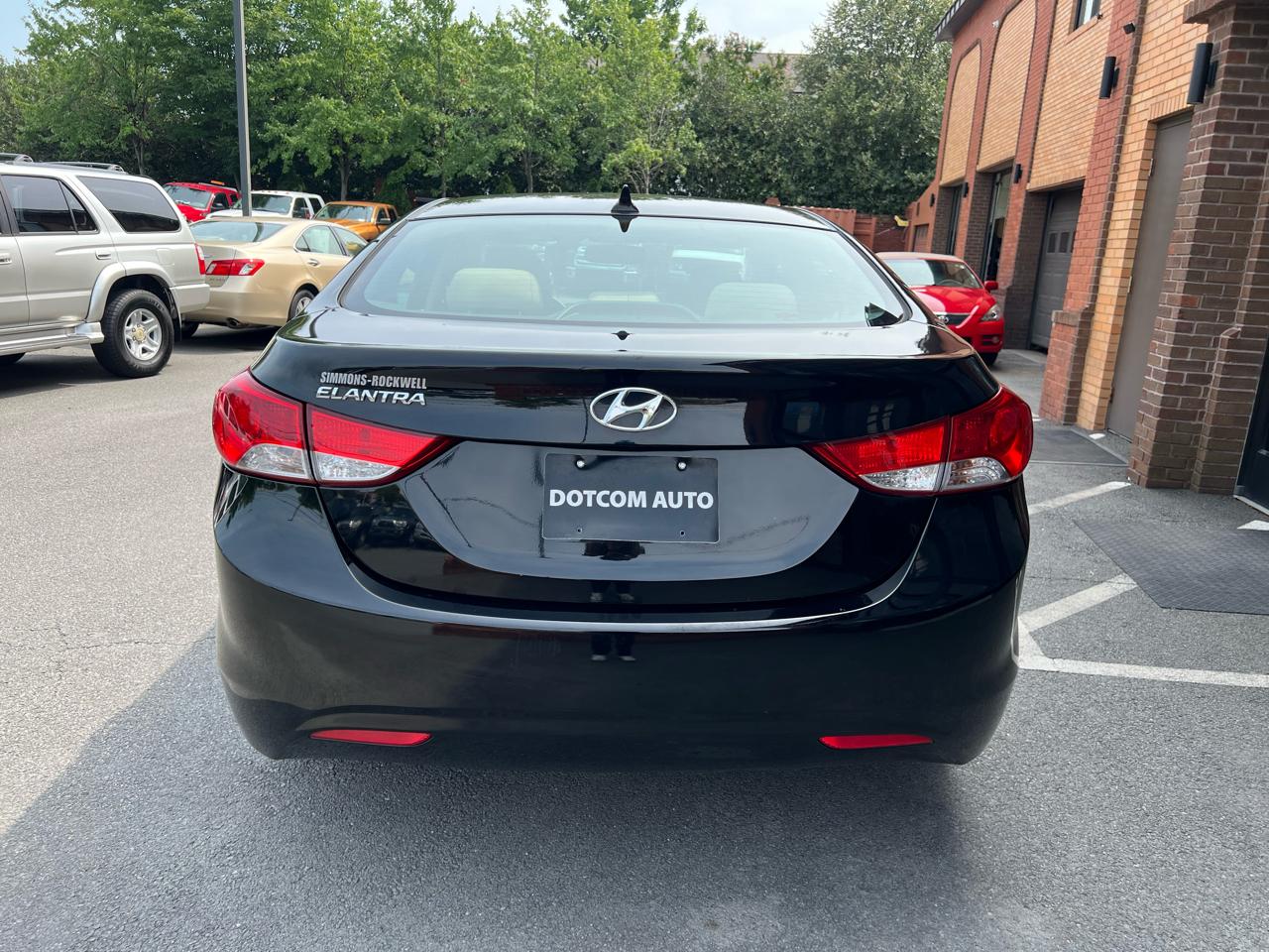 Hyundai Elantra 4dr Sdn GLS Auto 2012