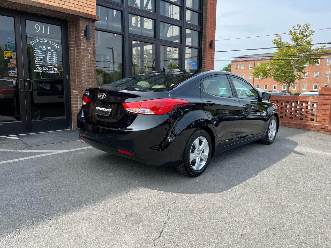 Hyundai Elantra 4dr Sdn GLS Auto 2012