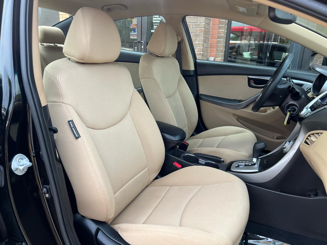 Hyundai Elantra 4dr Sdn GLS Auto 2012