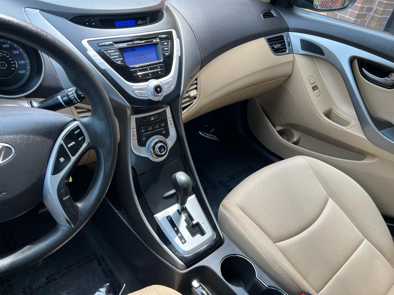 Hyundai Elantra 4dr Sdn GLS Auto 2012