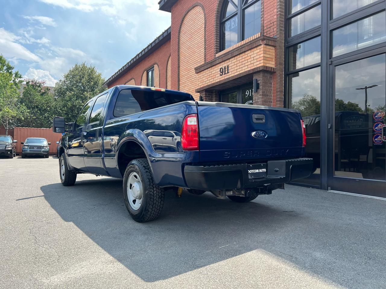Ford F-250 SD Lariat Crew Cab 2WD 2010