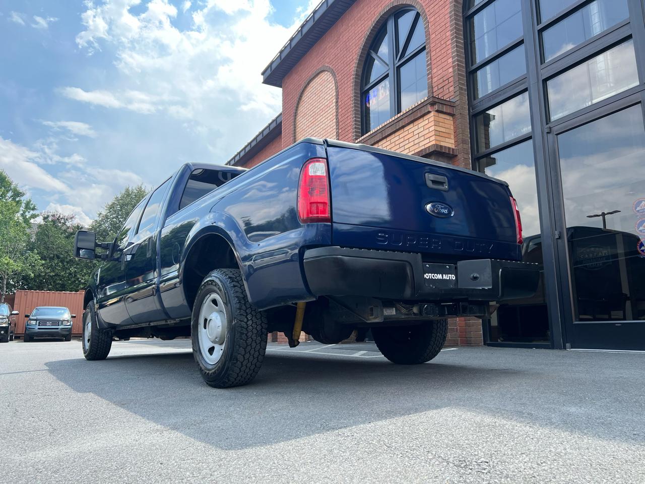 Ford F-250 SD Lariat Crew Cab 2WD 2010