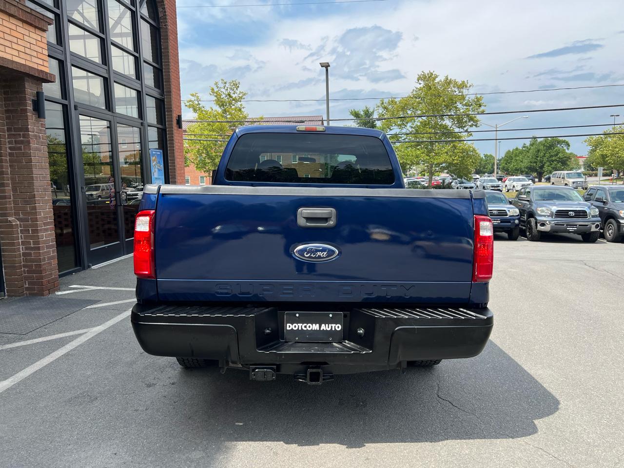 Ford F-250 SD Lariat Crew Cab 2WD 2010