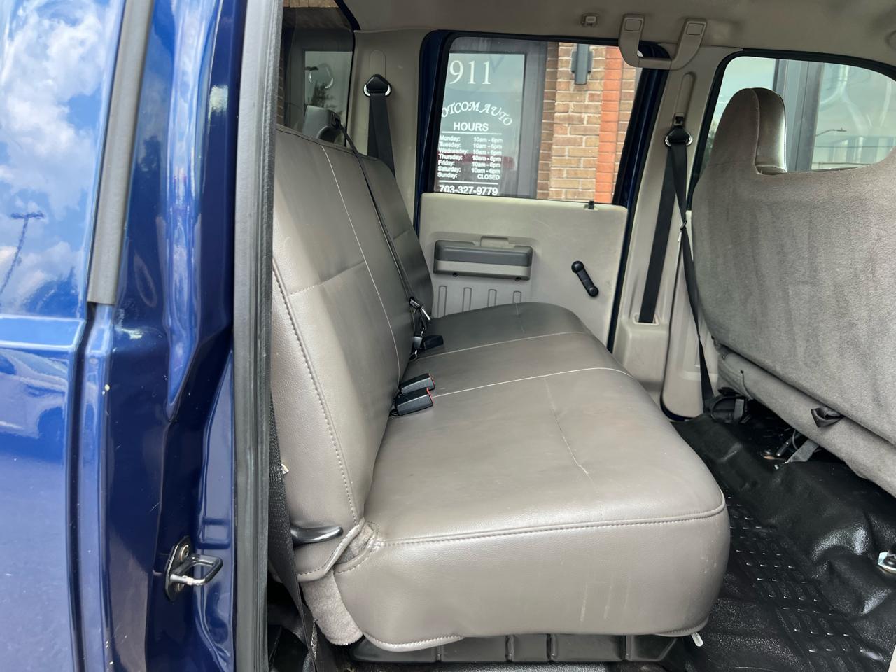 Ford F-250 SD Lariat Crew Cab 2WD 2010