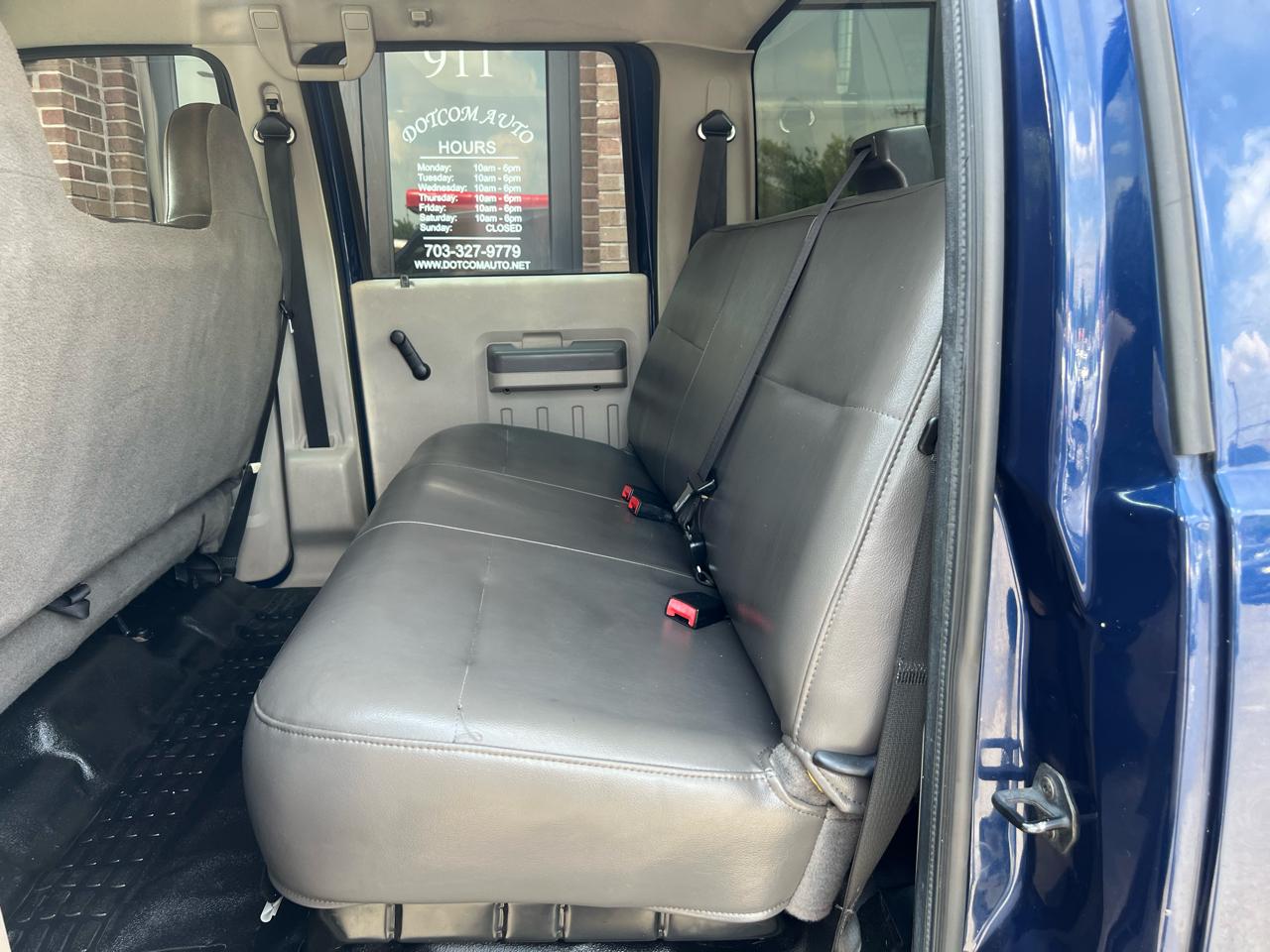 Ford F-250 SD Lariat Crew Cab 2WD 2010