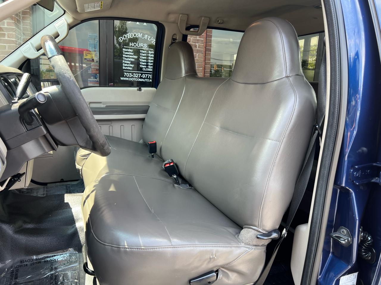 Ford F-250 SD Lariat Crew Cab 2WD 2010
