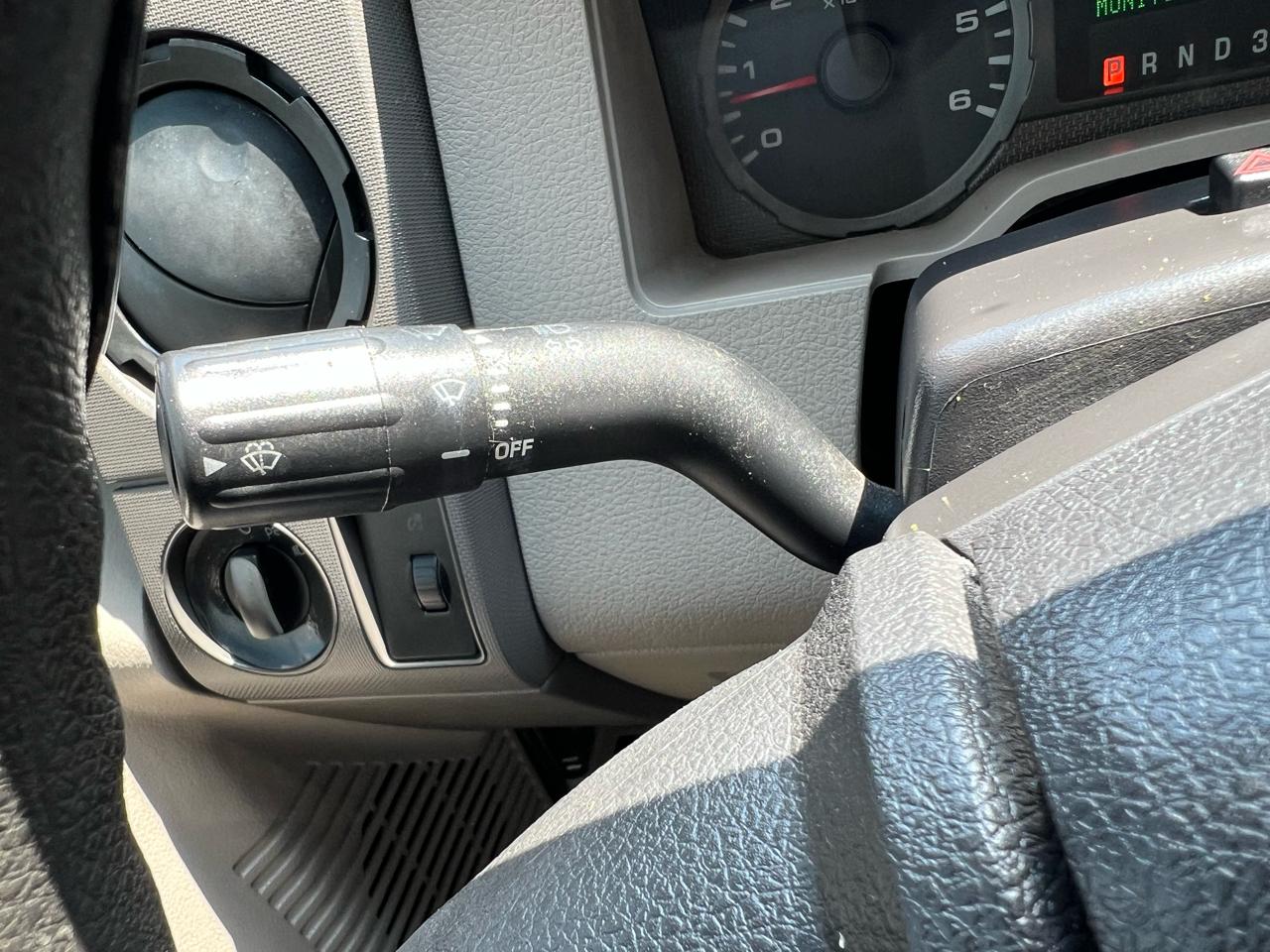 Ford F-250 SD Lariat Crew Cab 2WD 2010
