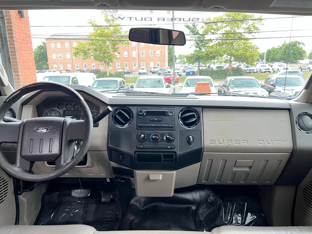 Ford F-250 SD Lariat Crew Cab 2WD 2010