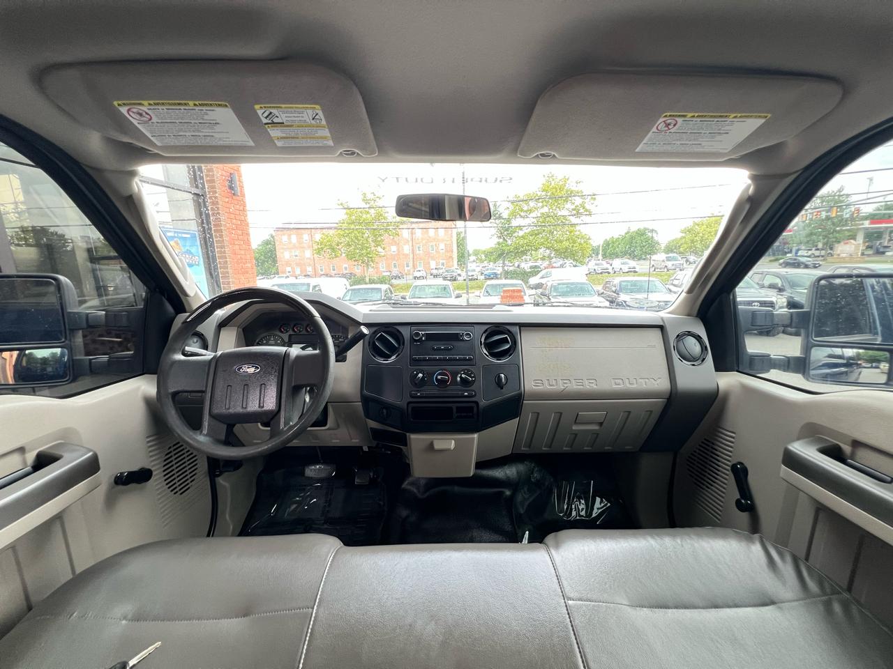Ford F-250 SD Lariat Crew Cab 2WD 2010
