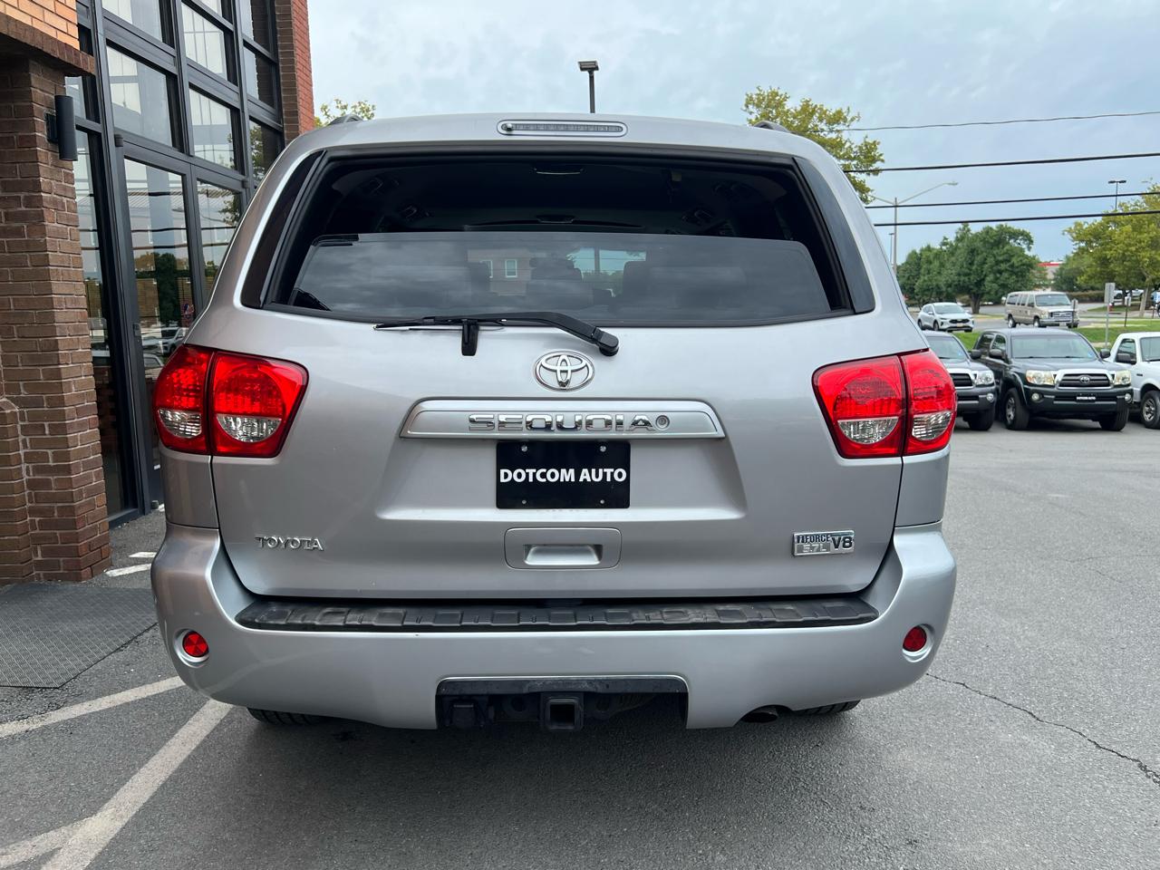 Toyota Sequoia SR5 5.7L 4WD 2008