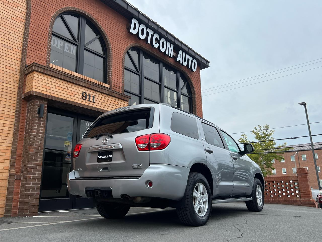 Toyota Sequoia SR5 5.7L 4WD 2008