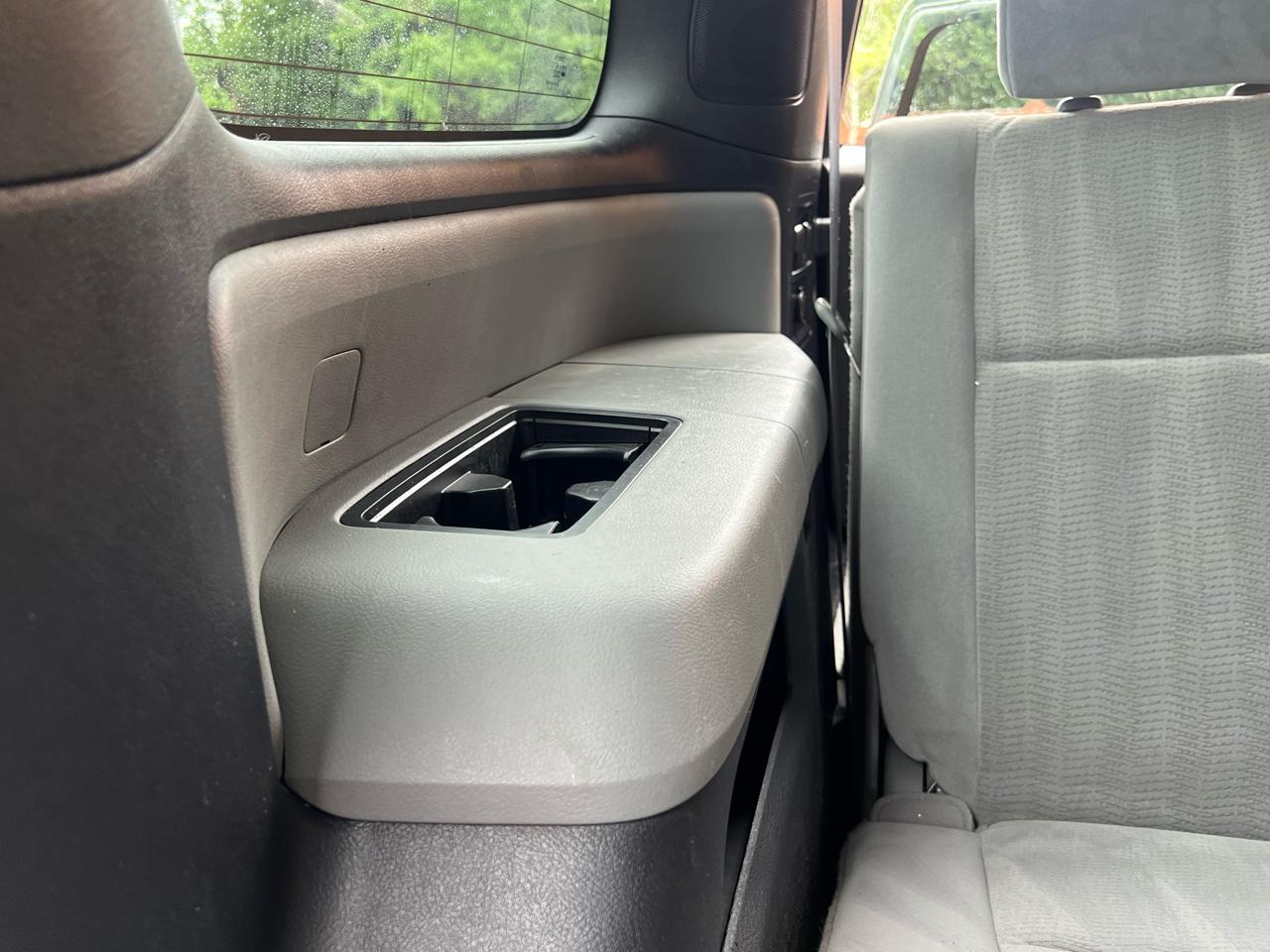 Toyota Sequoia SR5 5.7L 4WD 2008