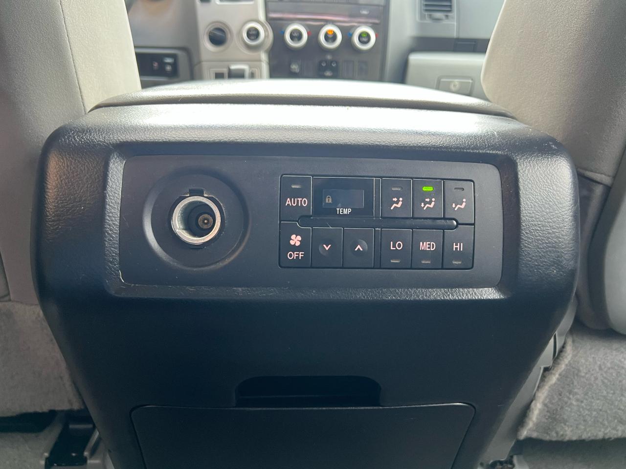 Toyota Sequoia SR5 5.7L 4WD 2008