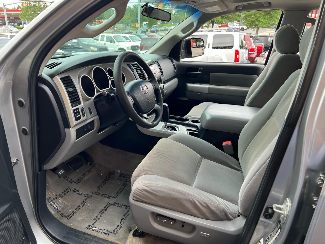 Toyota Sequoia SR5 5.7L 4WD 2008
