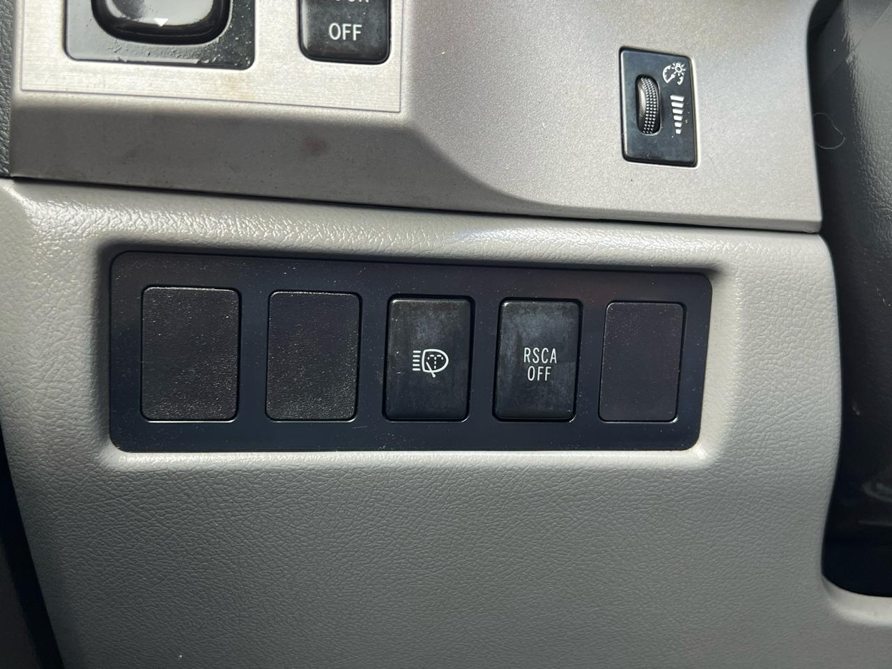 Toyota Sequoia SR5 5.7L 4WD 2008