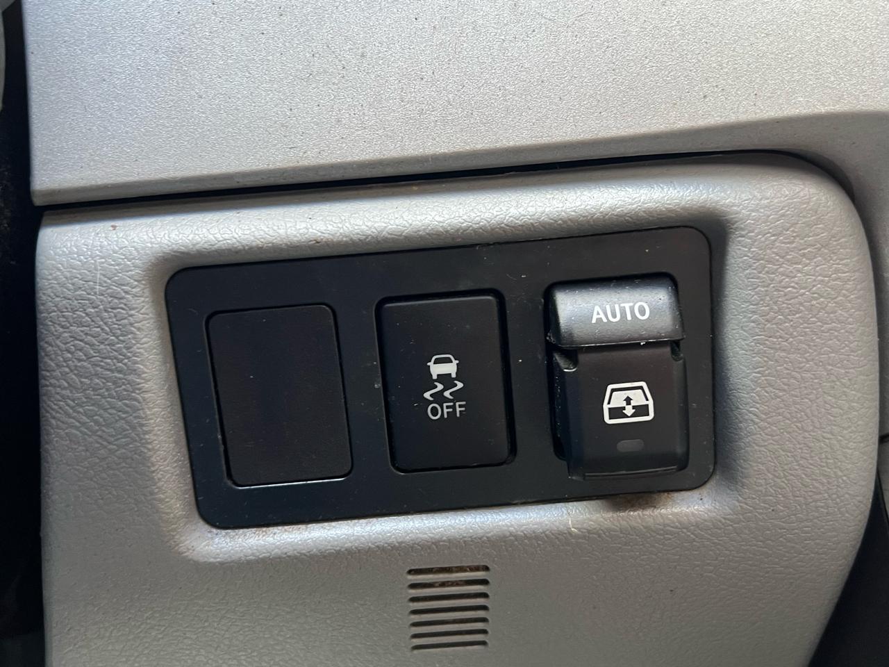 Toyota Sequoia SR5 5.7L 4WD 2008