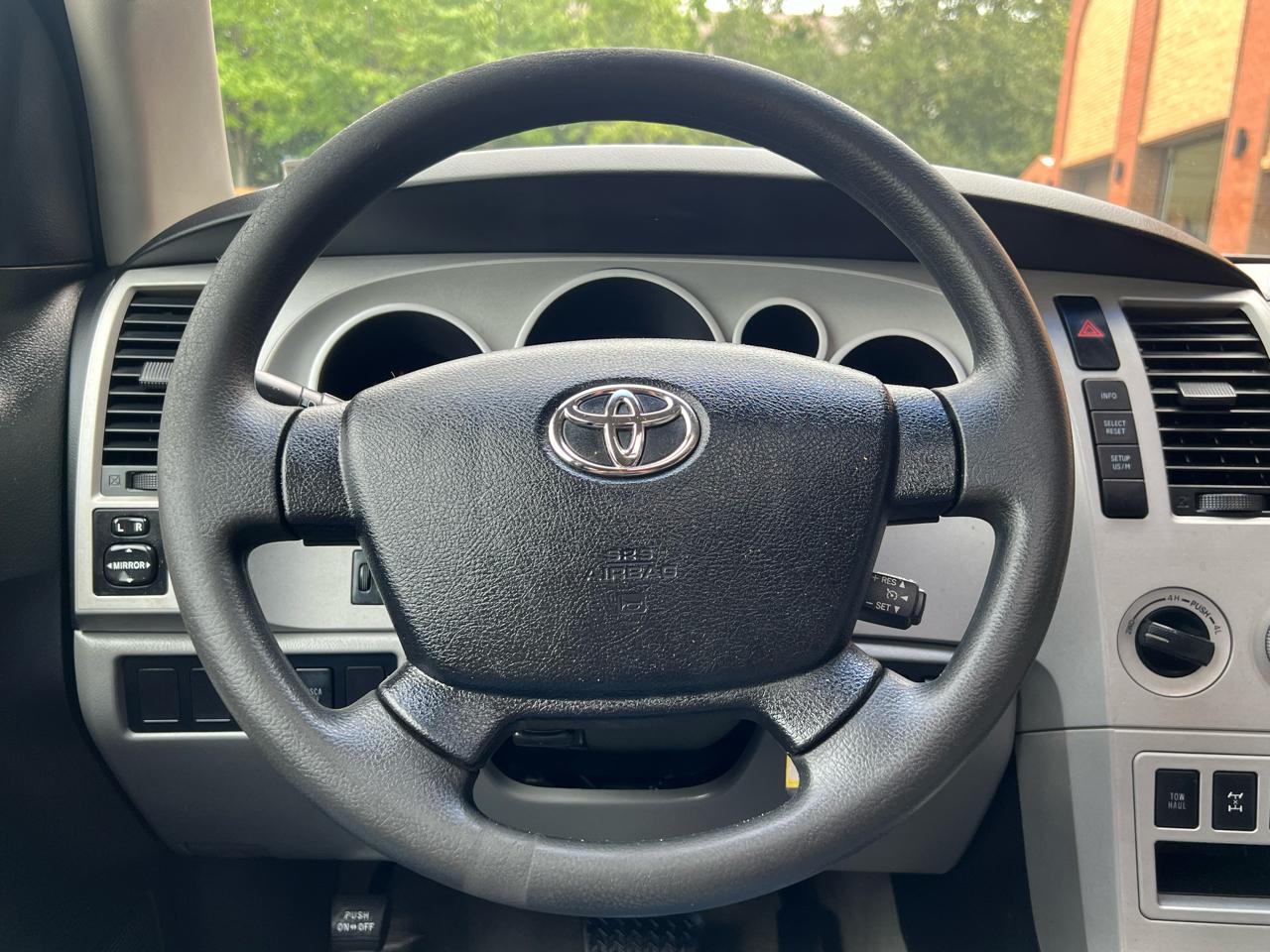 Toyota Sequoia SR5 5.7L 4WD 2008