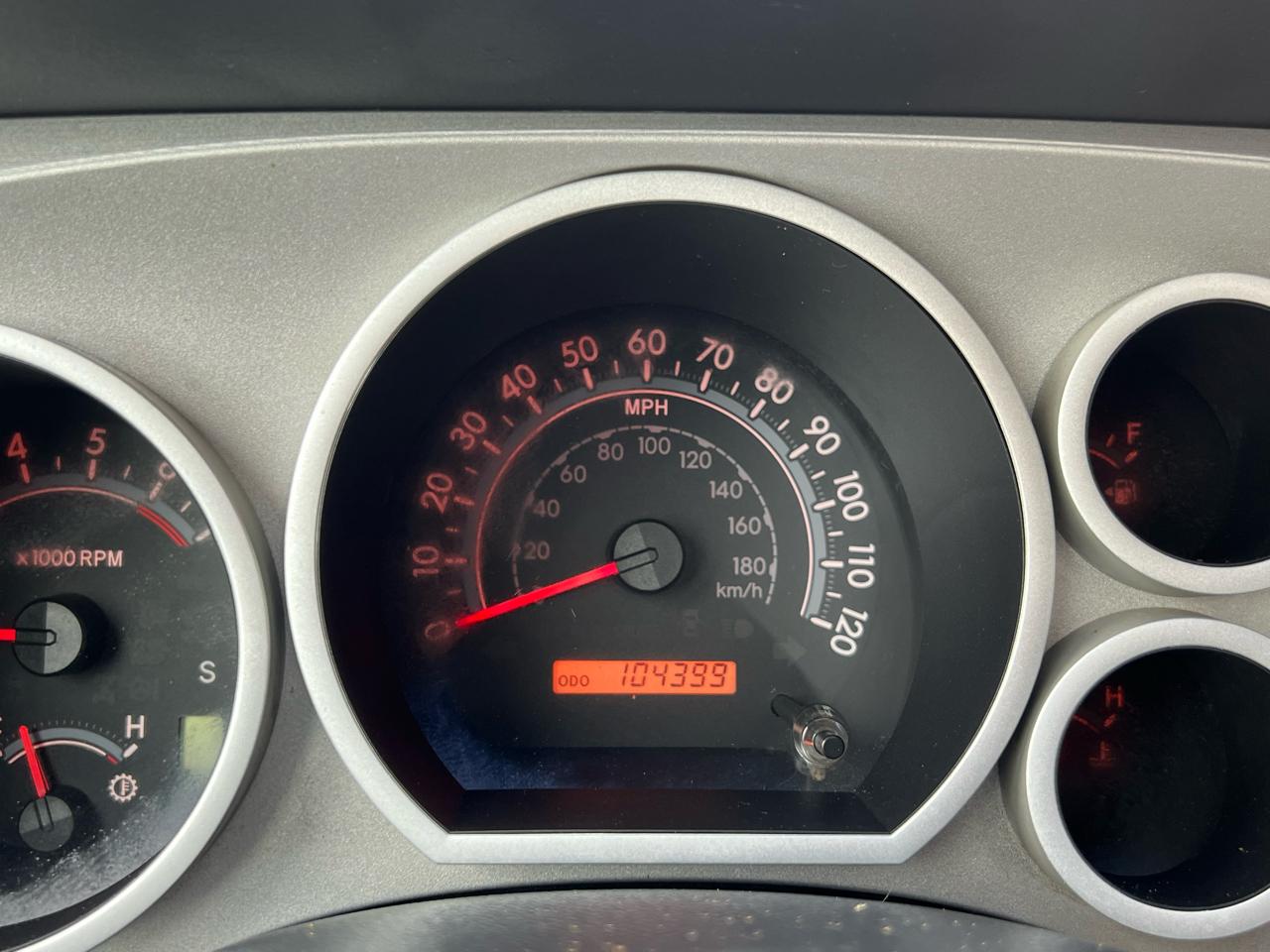 Toyota Sequoia SR5 5.7L 4WD 2008