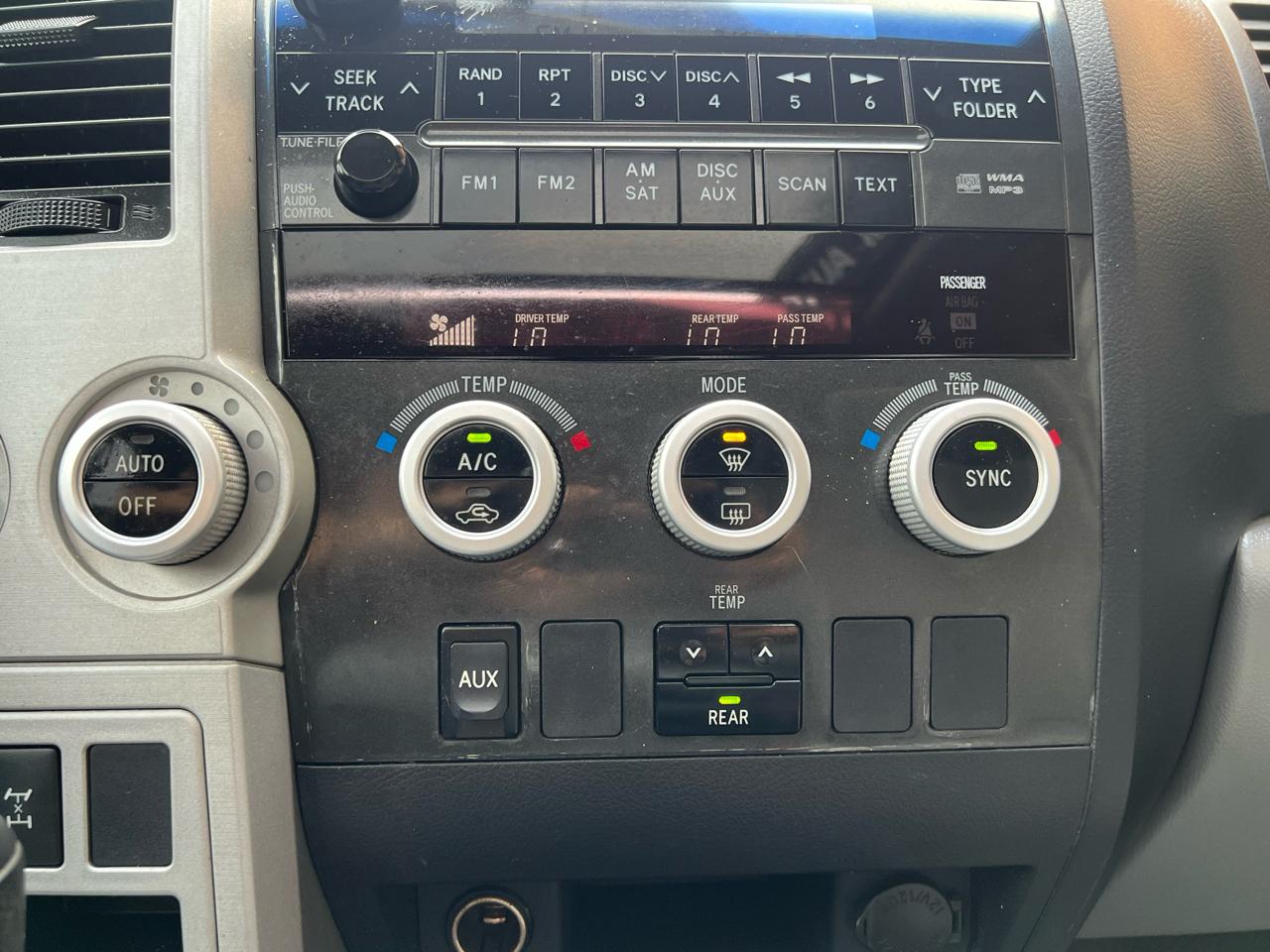 Toyota Sequoia SR5 5.7L 4WD 2008