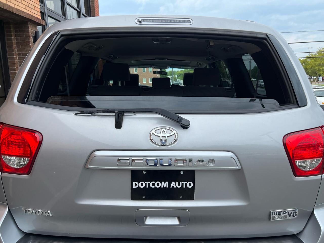 Toyota Sequoia SR5 5.7L 4WD 2008