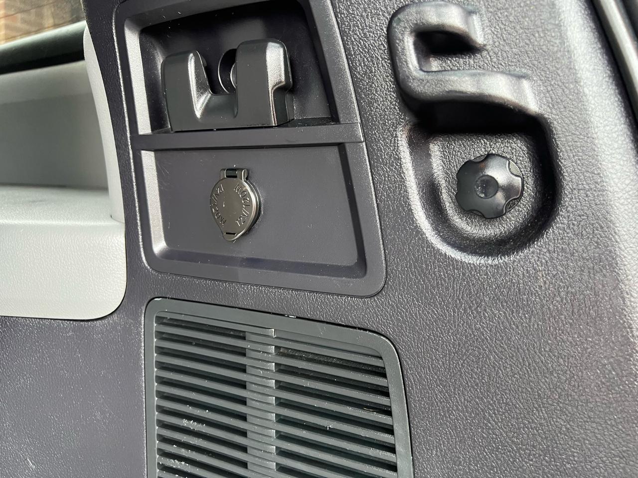 Toyota Sequoia SR5 5.7L 4WD 2008