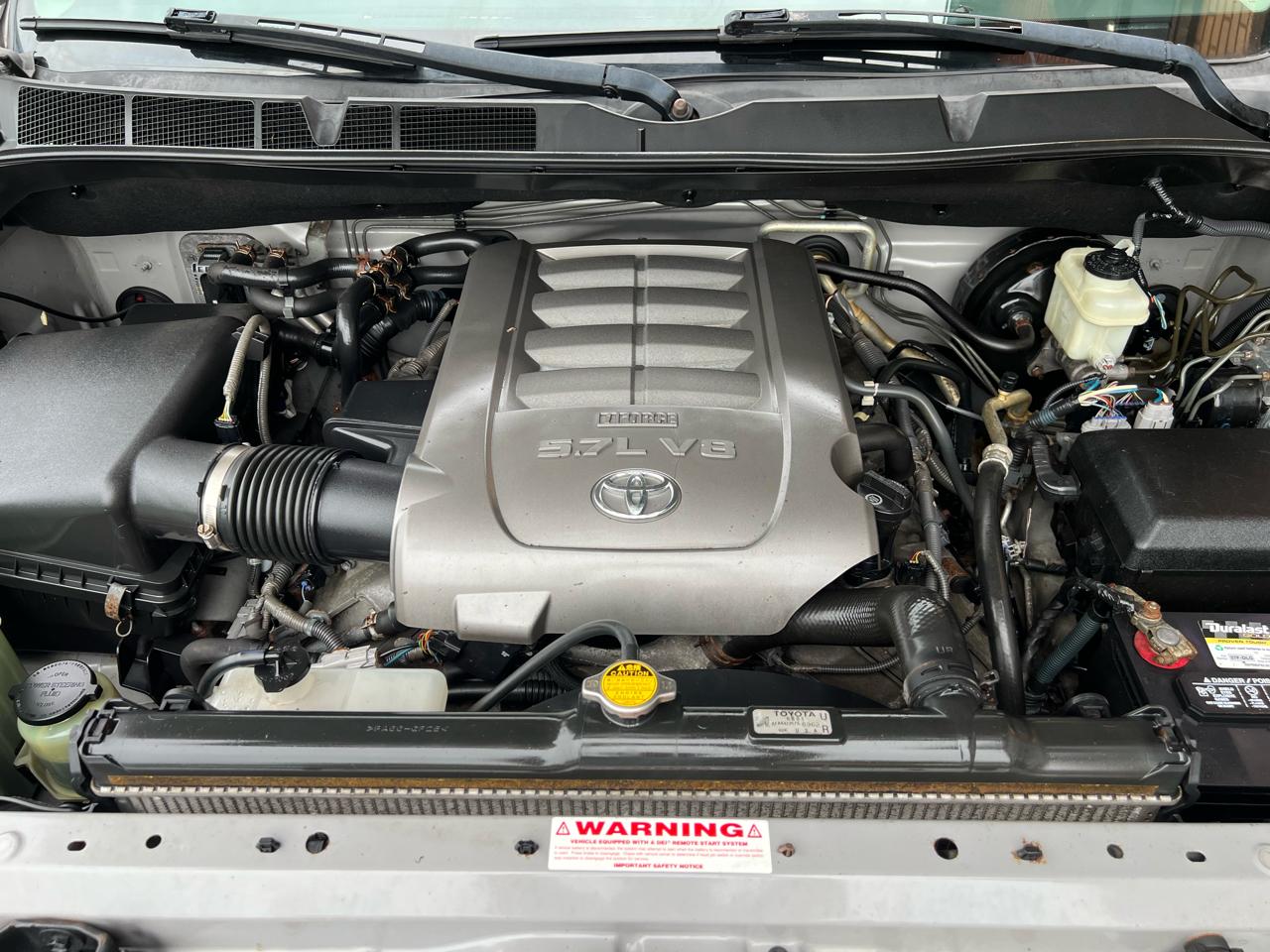Toyota Sequoia SR5 5.7L 4WD 2008