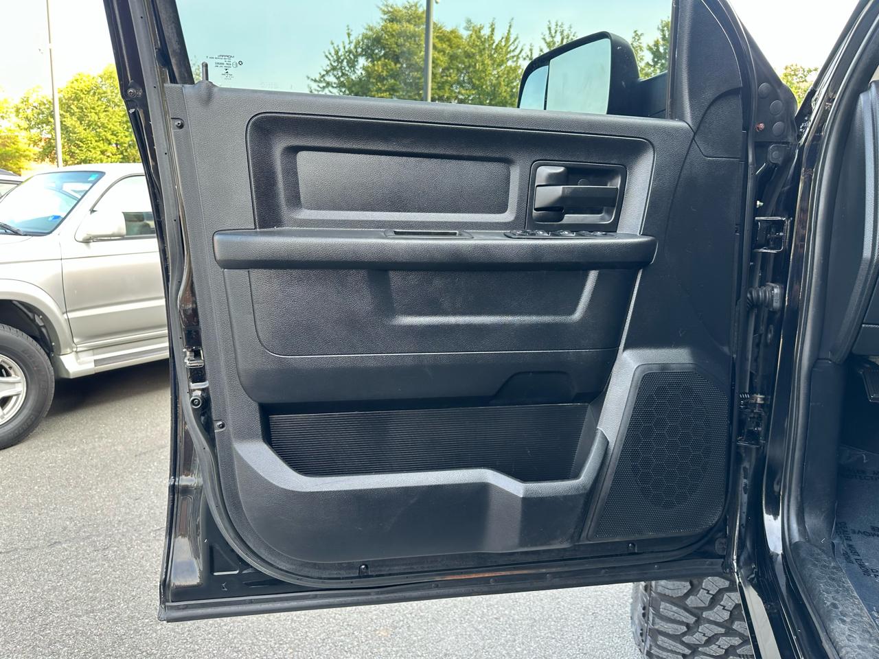 RAM 2500 ST Crew Cab 4WD 2014