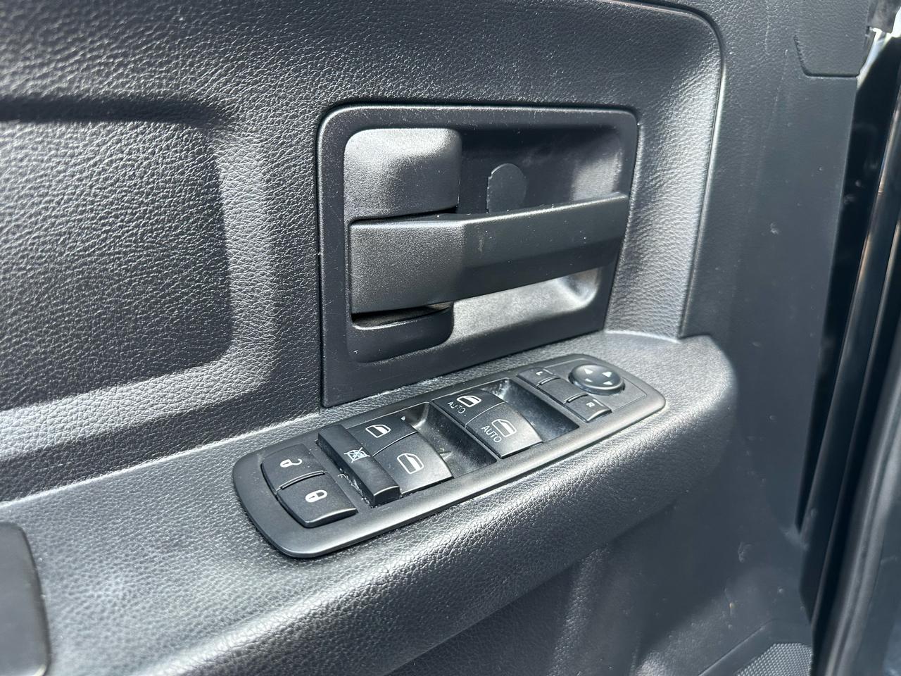 RAM 2500 ST Crew Cab 4WD 2014