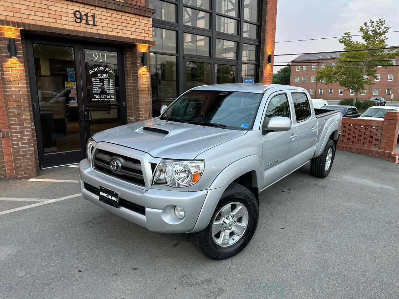 Toyota Tacoma Double Cab Long Bed V6 Auto 4WD 2010