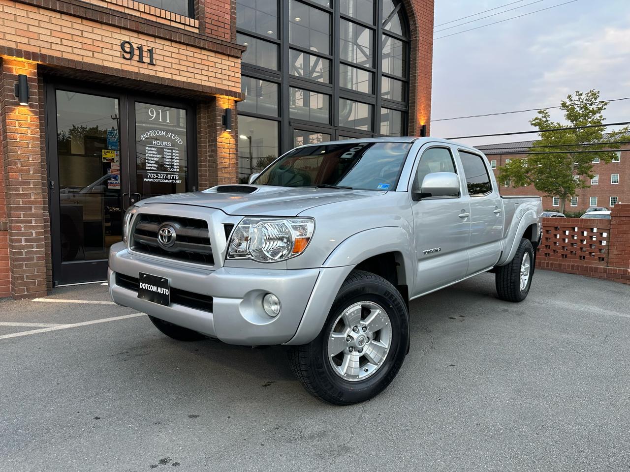 Toyota Tacoma Double Cab Long Bed V6 Auto 4WD 2010