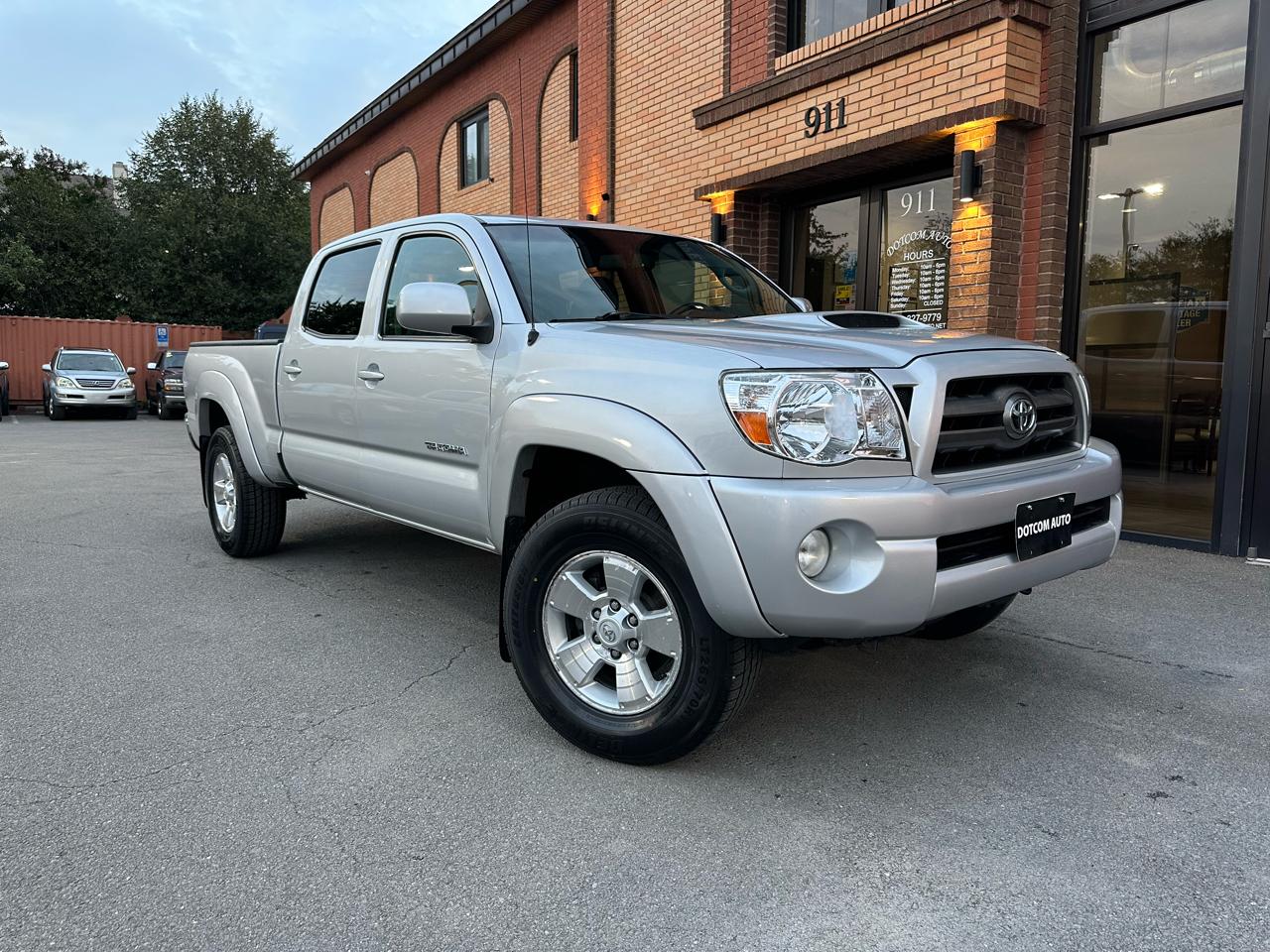 Toyota Tacoma Double Cab Long Bed V6 Auto 4WD 2010