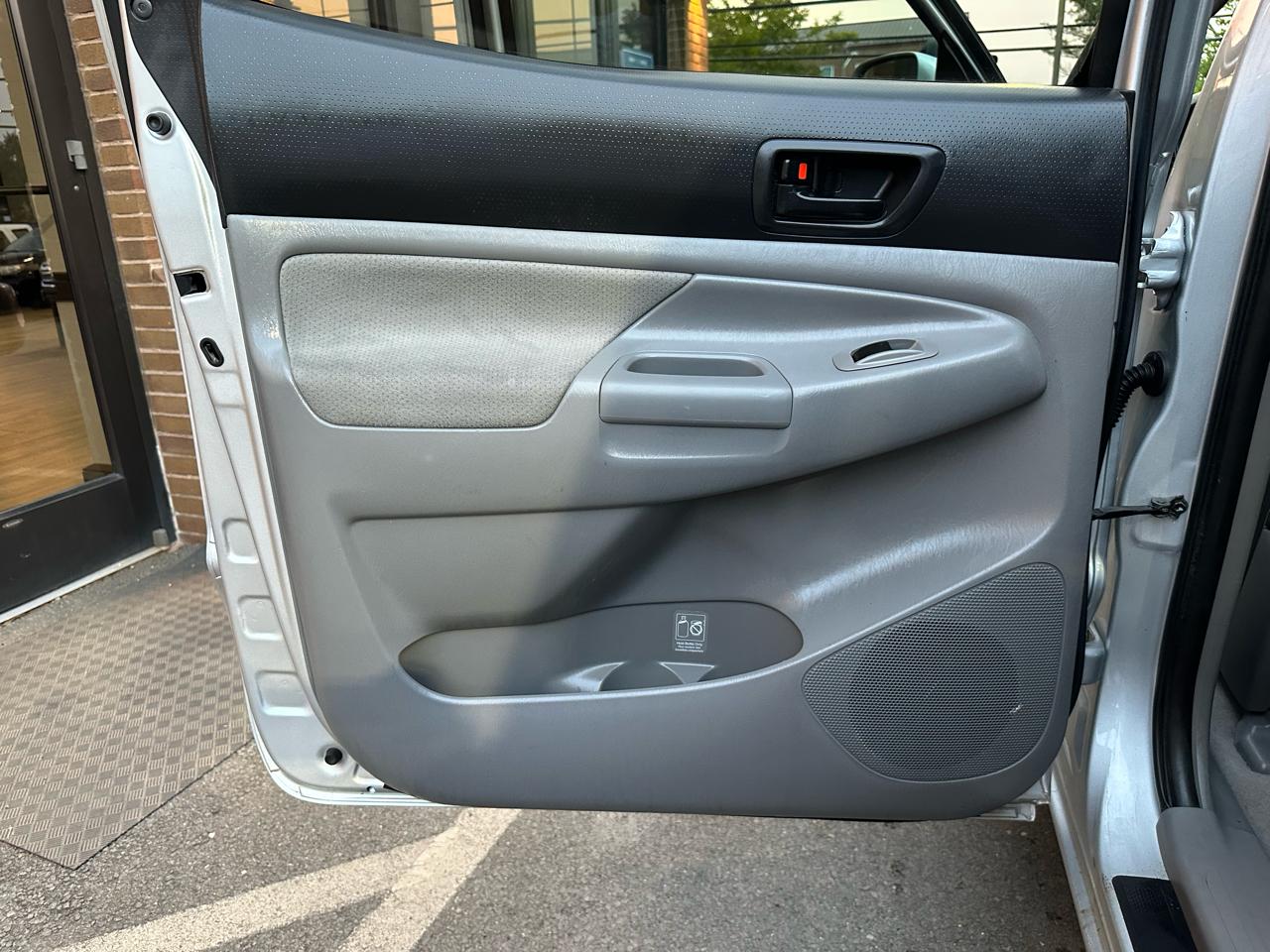Toyota Tacoma Double Cab Long Bed V6 Auto 4WD 2010