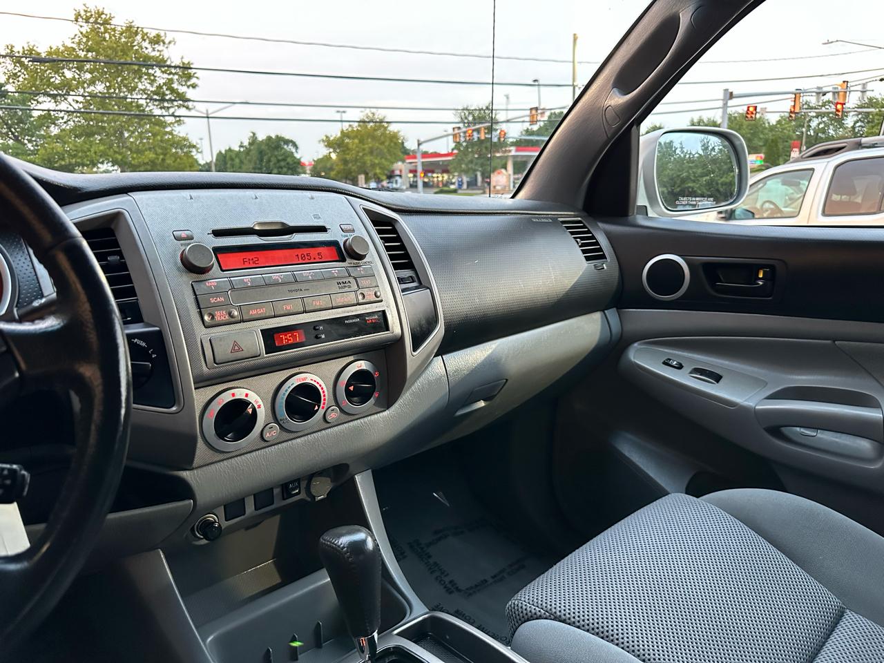 Toyota Tacoma Double Cab Long Bed V6 Auto 4WD 2010