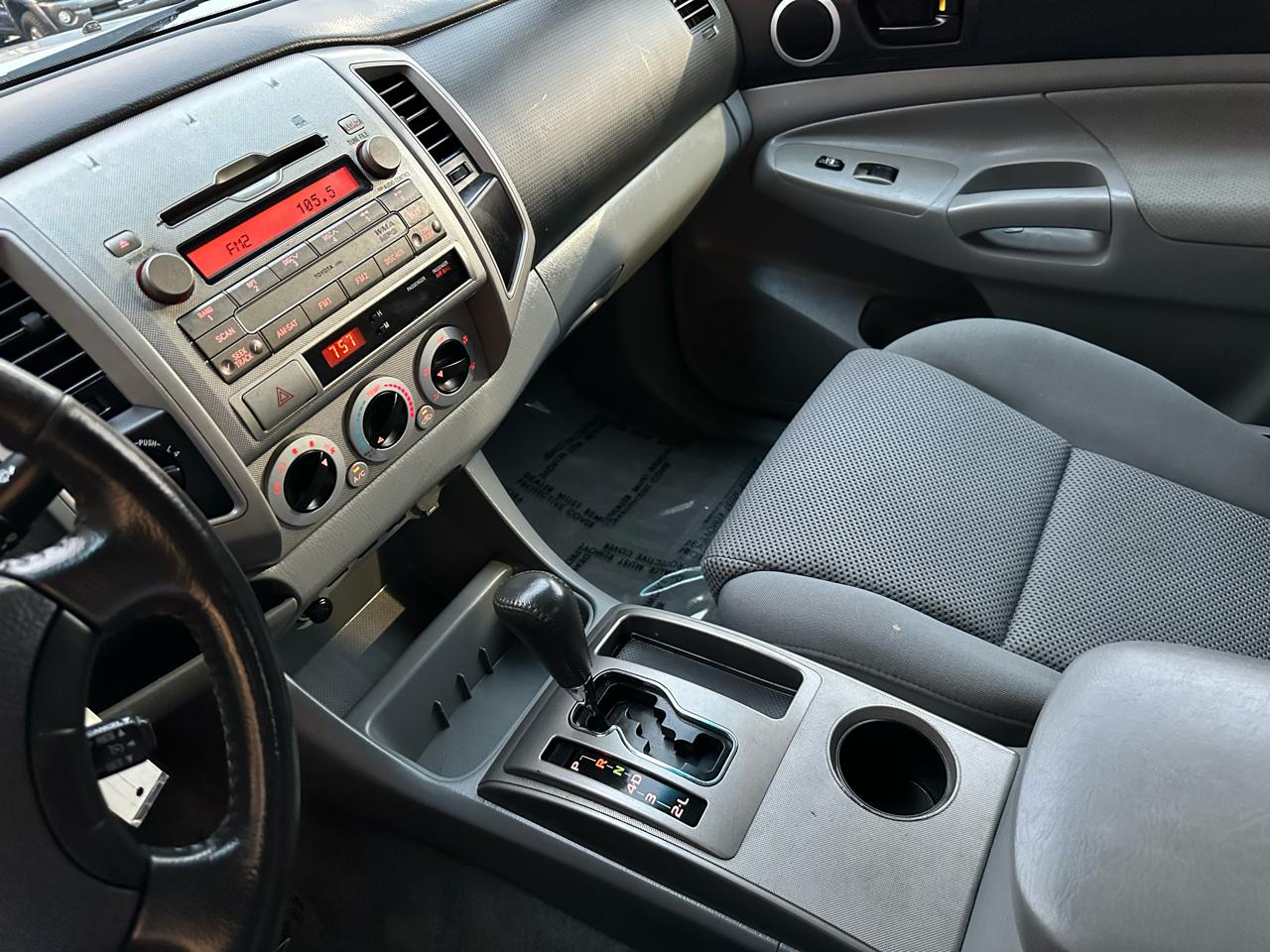 Toyota Tacoma Double Cab Long Bed V6 Auto 4WD 2010